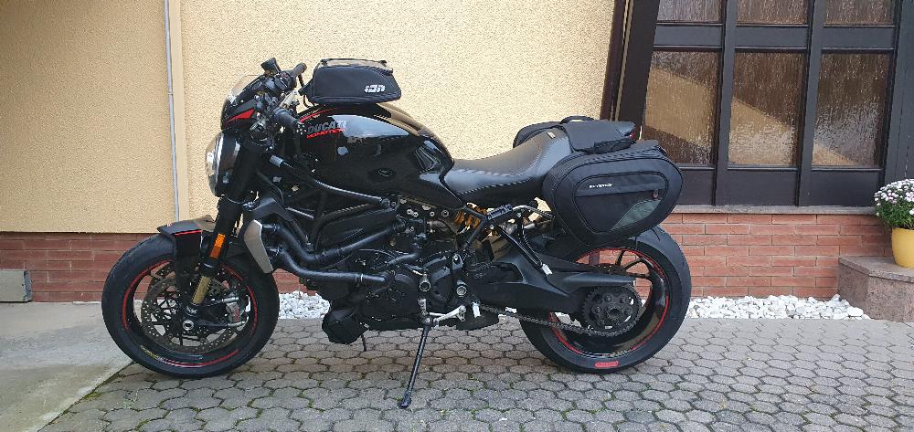 Motorrad verkaufen Ducati Monster R Ankauf